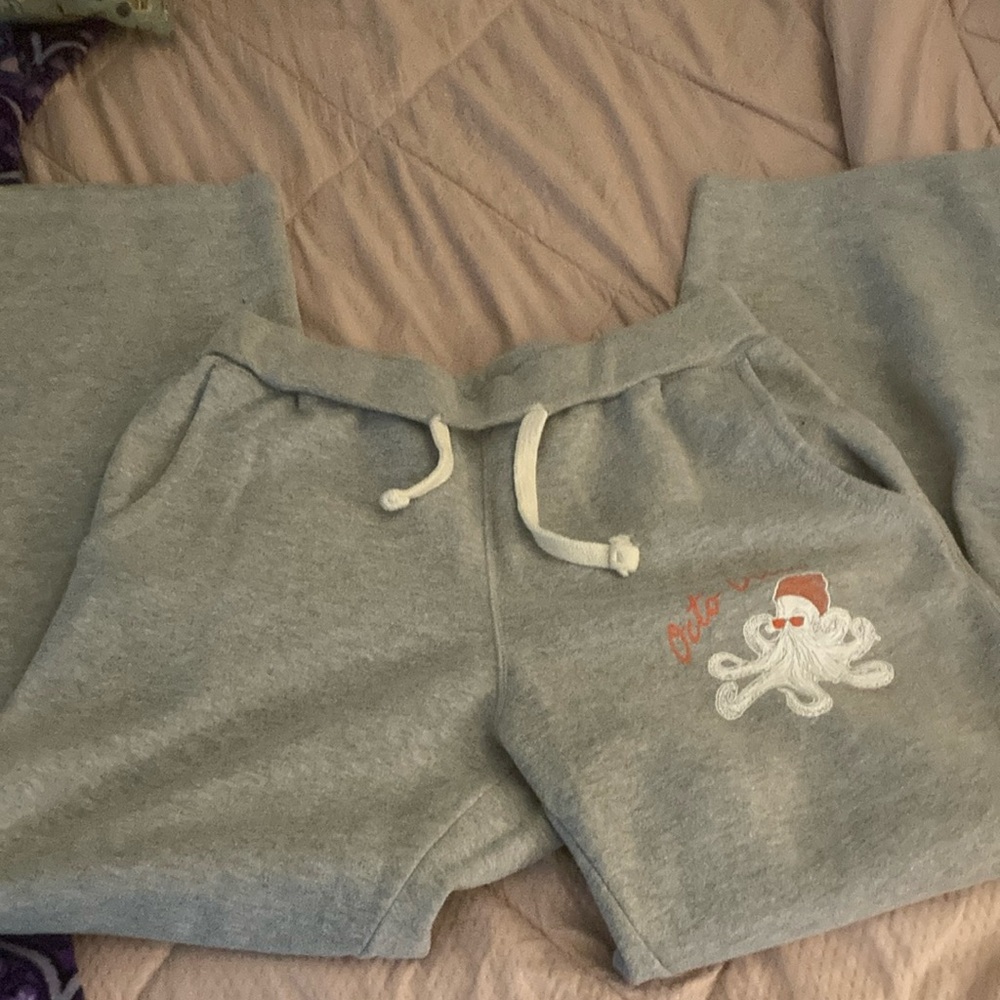 Sweat pants